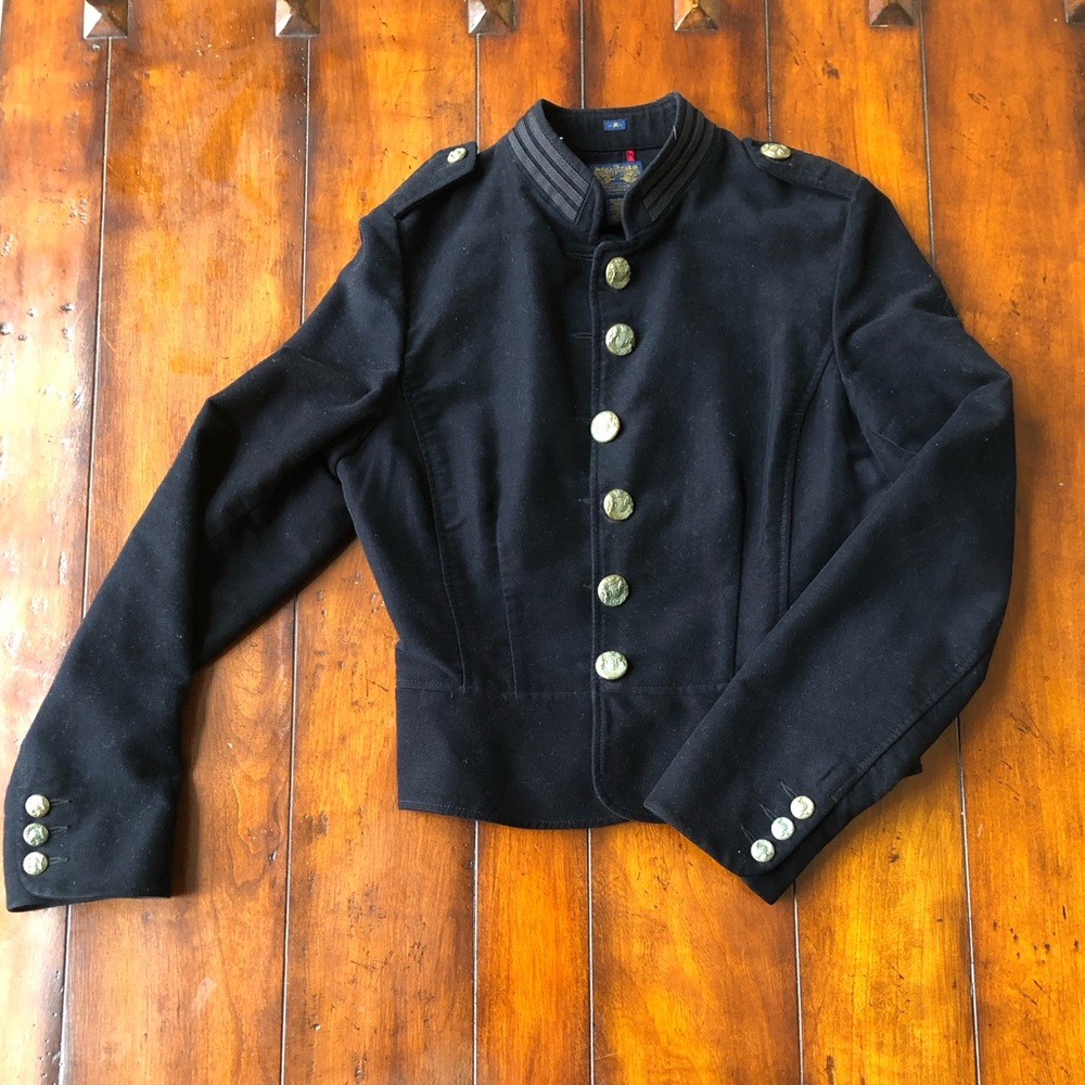 Women’s Ralph Lauren Peplum Denim Military Jacket
- Size: Medium
- “Like New”
